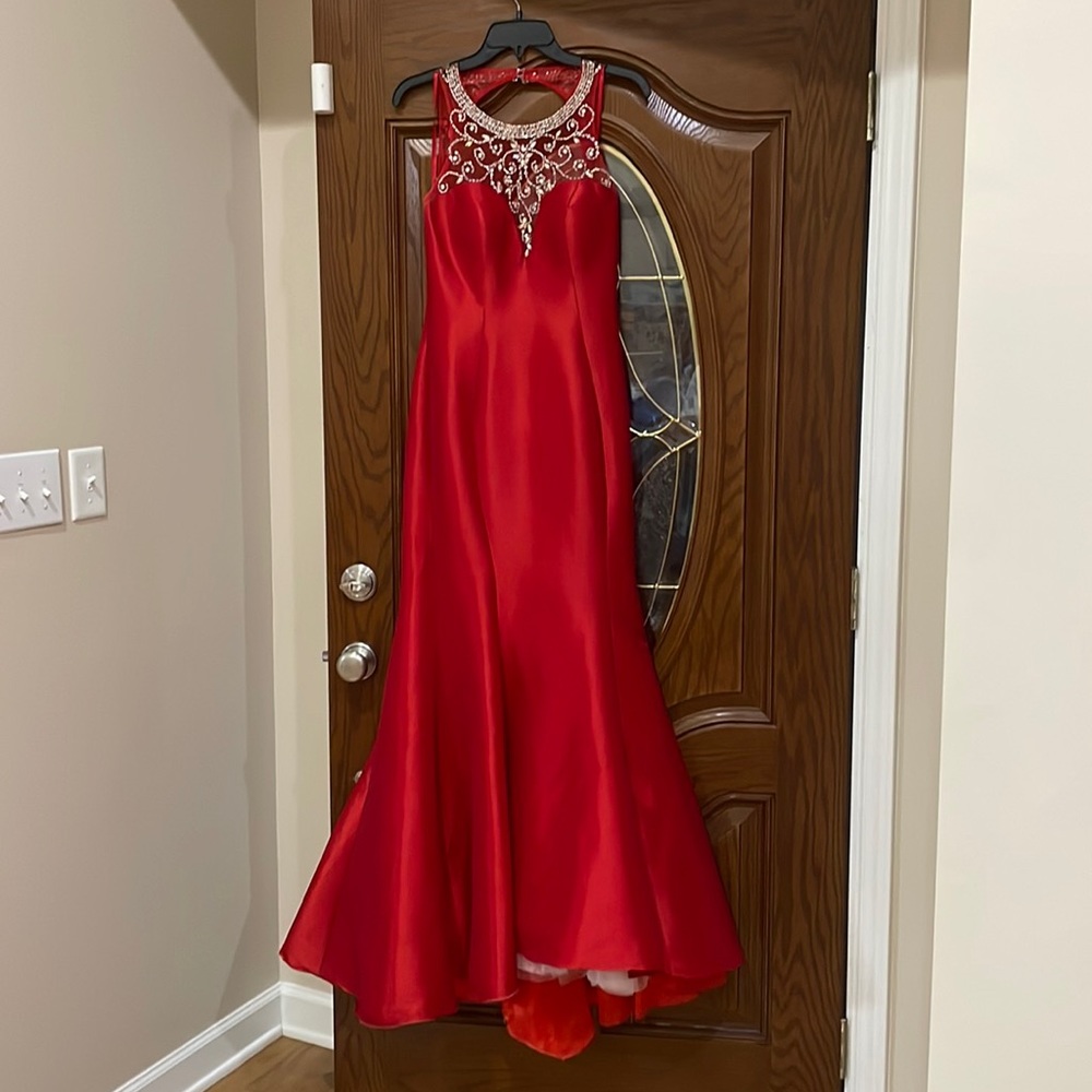 Mac Duggal Prom Dress